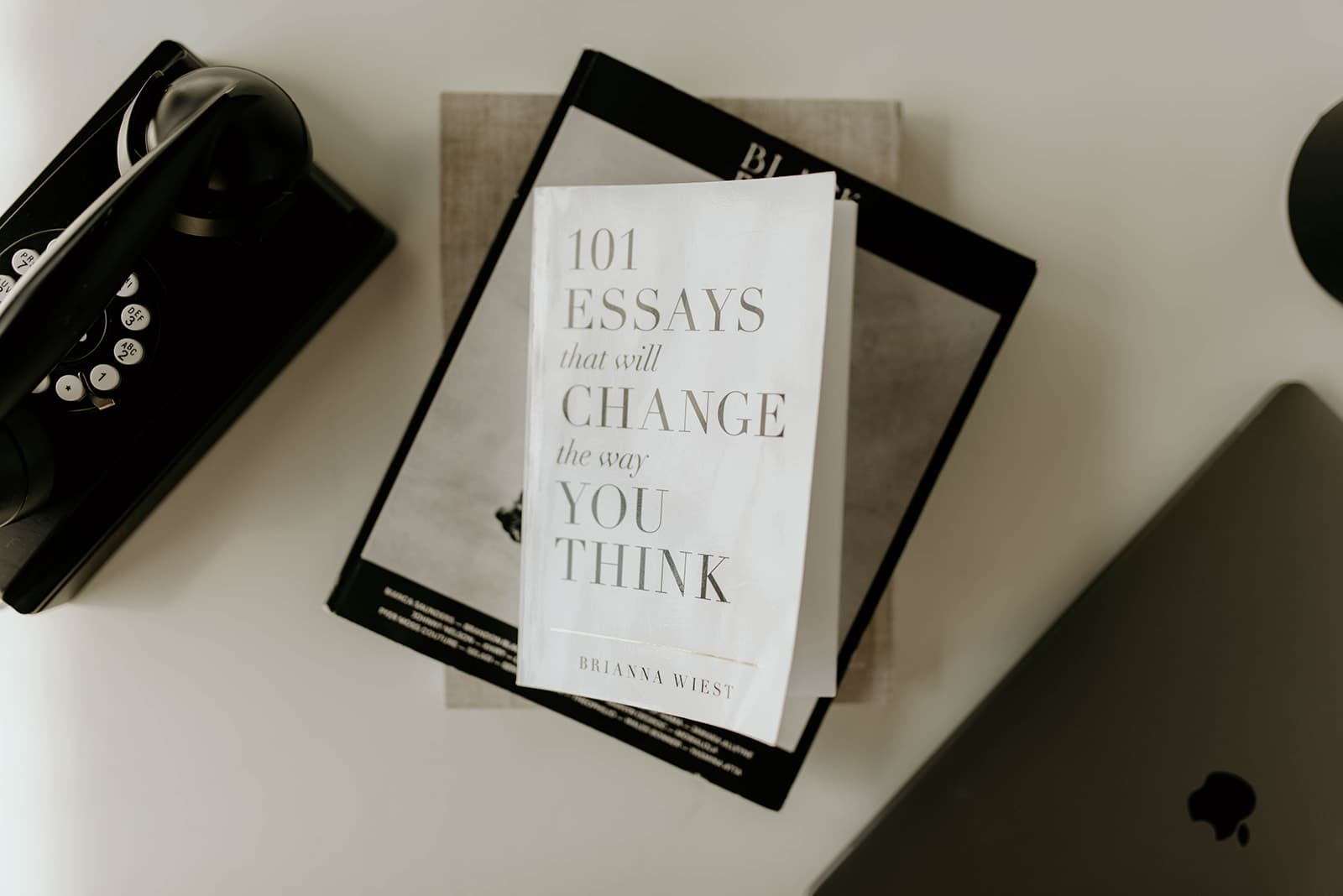 101 Essays that will Change the way You Think